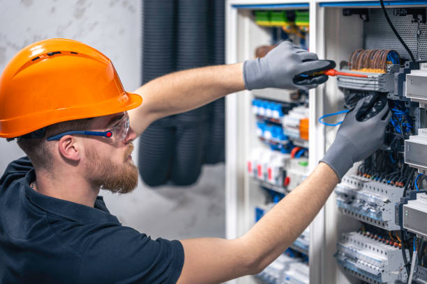 Best Local Electrician Companies  in Bethalto, IL